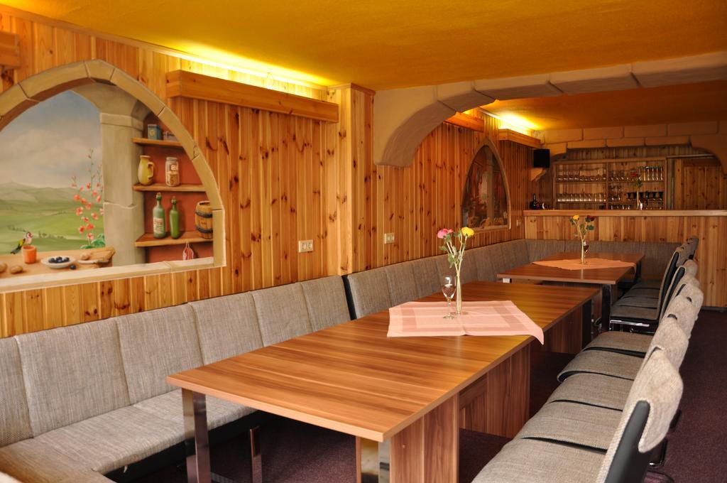 Thueringer Landhotel Edelhof Uhlstädt Zewnętrze zdjęcie
