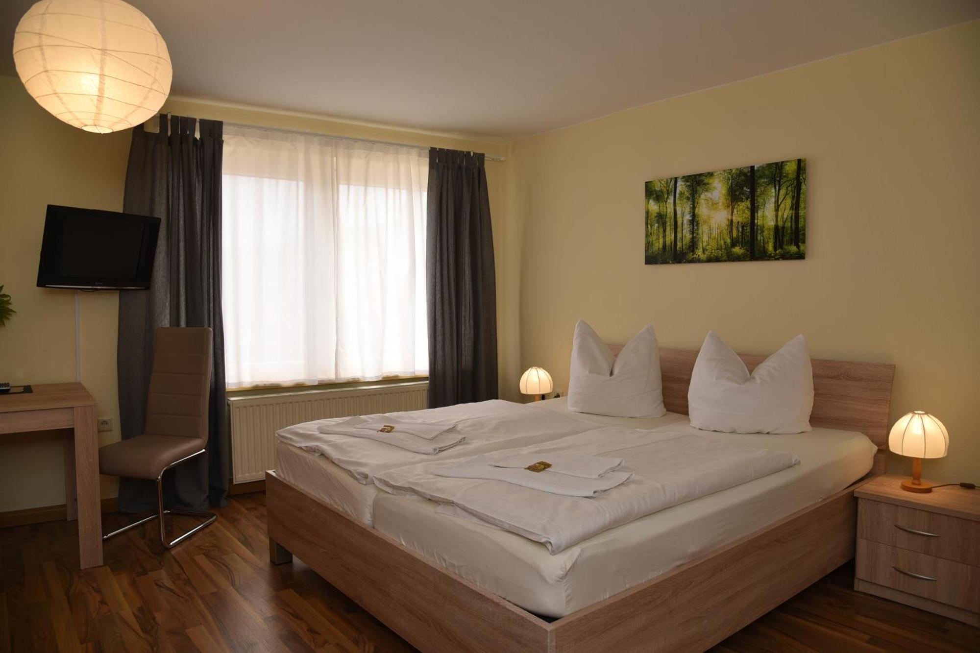 Thueringer Landhotel Edelhof Uhlstädt Zewnętrze zdjęcie